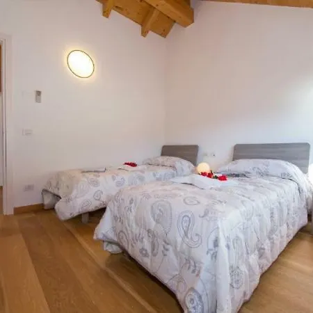 Paradiso Del * Bellano